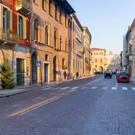Magnificent Cosy Loft Apartment Verona